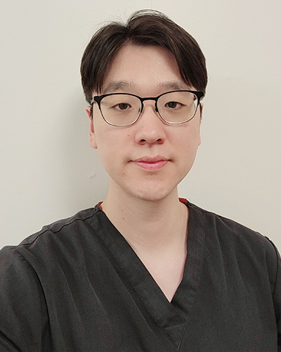 Dr. Junyoung Ahn